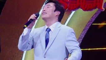  费玉清大玩模仿秀分饰本尊周董两人视频在线观看跨界喜剧王周杰萌...