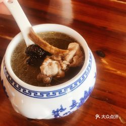  桑吉林厨房的松茸土鸡汤好不好吃用户评价口味怎么样稻城县美食松茸土鸡汤实拍图片大众点评