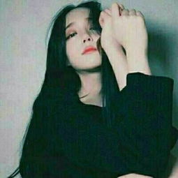  我想找这张照片的情侣照片