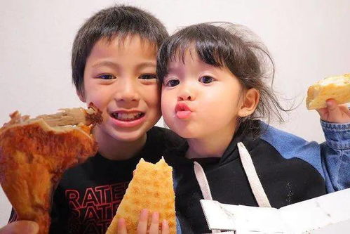 日本纸箱宝宝长大了曾因超萌写真爆红全网,看过她爸妈的照片后,我承认我酸了