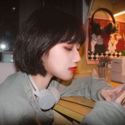 头像图片女真人高冷短发