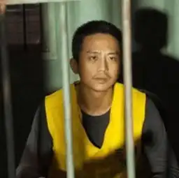  同样是监狱照,邓超vs张一山vs吴京虚弱,而他最经典