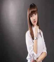  美女设计师玩转撞色美学,装修风格独一无二