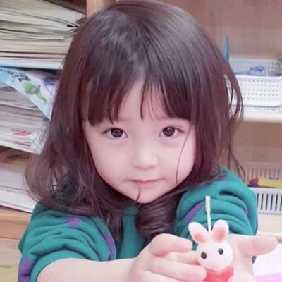  11岁女儿太漂亮,爸爸怀疑抱错,亲子鉴定结果让全家人坐不住了