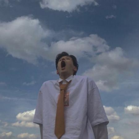  小清新文艺男头一缕阳光把梦想照亮