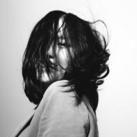 清爽感觉的女生空间头像我的心里有一座无人岛上面开满紫色的薰衣草4