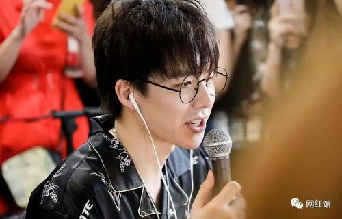  刘宇宁直播说没有活了刘宇宁直播又引争议曾推荐曾舜晞演一念关山,给自己当配角