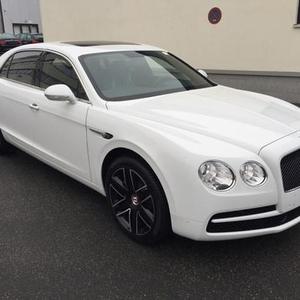  2017款宾利飞驰v8s钜惠酬宾火爆进行中