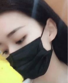  抖音迷人眼小姐姐火了,摘下口罩那一刻,网友还是戴上吧
