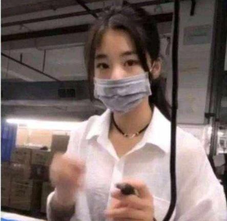 抖音好看的头像口罩女生