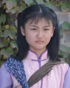  6岁登春晚,13岁合作赵丽颖被吐槽丑,今18岁逆势成女神