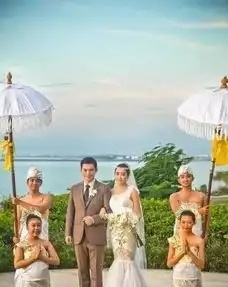杜若溪严宽婚礼表情包雕塑