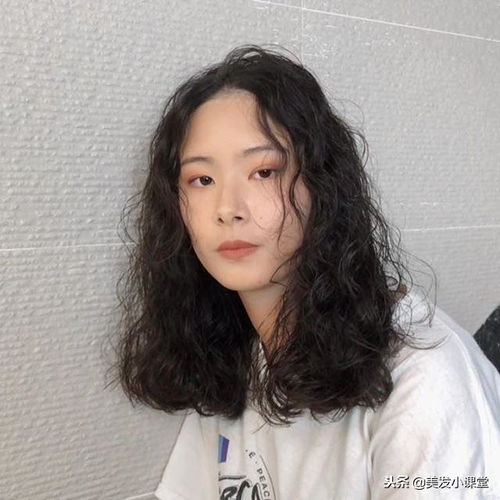 2018最火头像真人卷发