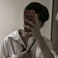  qq头像男生拿手机男生拿手机遮脸的qq头像