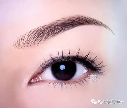  正是绣眉好季节,绣眉让你的眉毛更浓密自然.