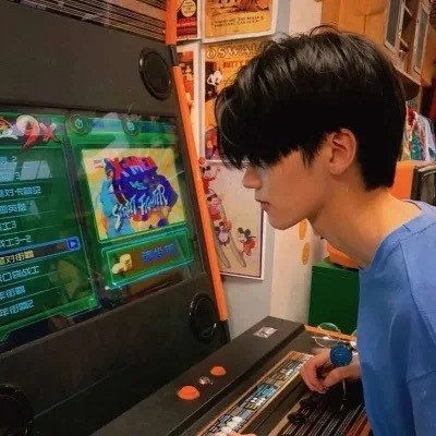 抖音最火头像情侣图片跑