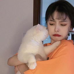  小姐姐头像一杯草莓牛奶的甜度约等于十,你等于十杯草莓牛奶