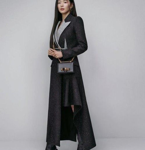  全智贤婚后生活也一样顶级神颜素颜被老公嫌弃,完美身材也怕胖