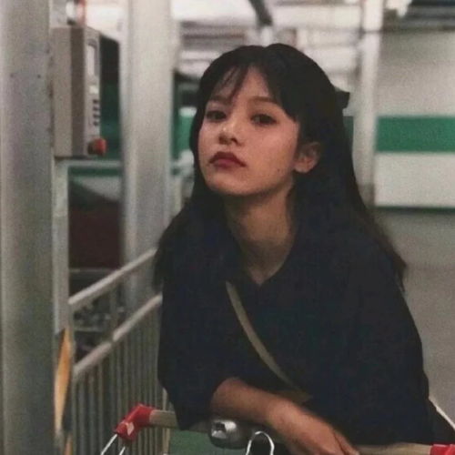  那些温柔浪漫的女生头像