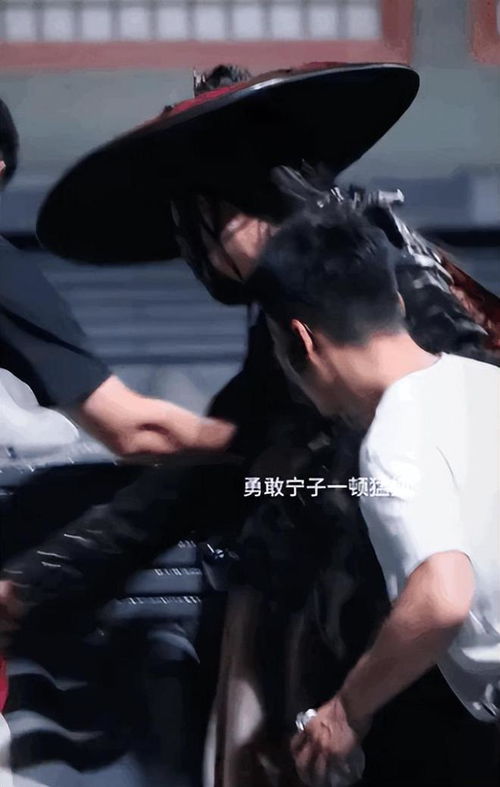 刘宇宁表情包抖腿