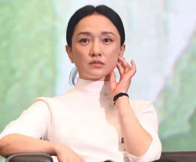  卫嬿婉扮演者倒油了李纯推荐泡面玩大如梗,周迅的举报更尴尬了
