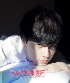 男生瓜子脸整什么头型好看瓜子脸男生帅气的头型有哪些发型师姐