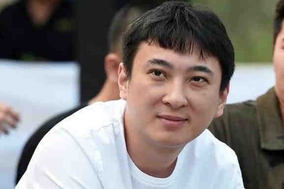  孙一宁发文称王思聪被气疯了,王思聪疑似已到达女方所在地,孙一宁在线报平安