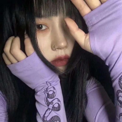 女真人挡脸头像