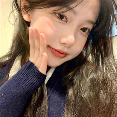  2023唯美甜蜜女生微信头像