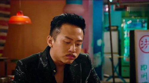  邓超的表演真有张力,每个表情都是戏,不愧是老戏骨