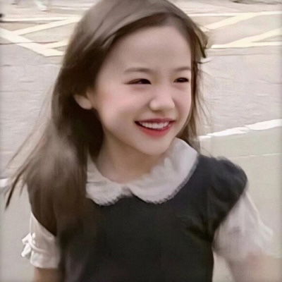  小女孩可爱头像2020最新萌娃头像可爱嘟嘴