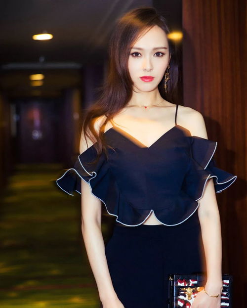  荷叶边原来那么显瘦,难怪杨幂那么喜欢