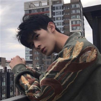 抖音好看的头像男,这样的男头撩妹最合适了