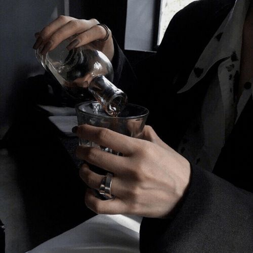 微信头像排名 男生缠身