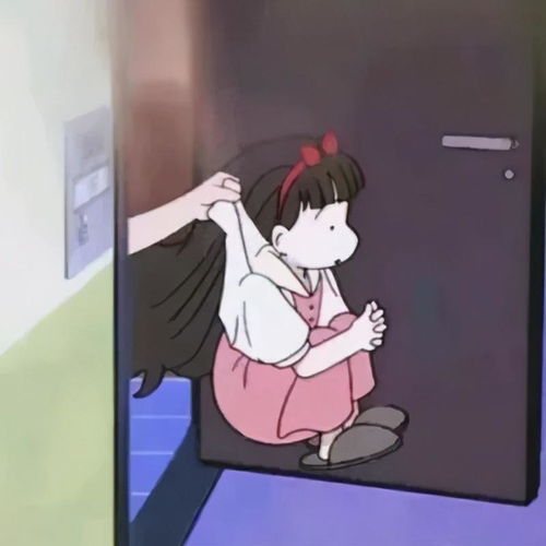  女生动漫头像,等我一下,我先洗个头再爱你