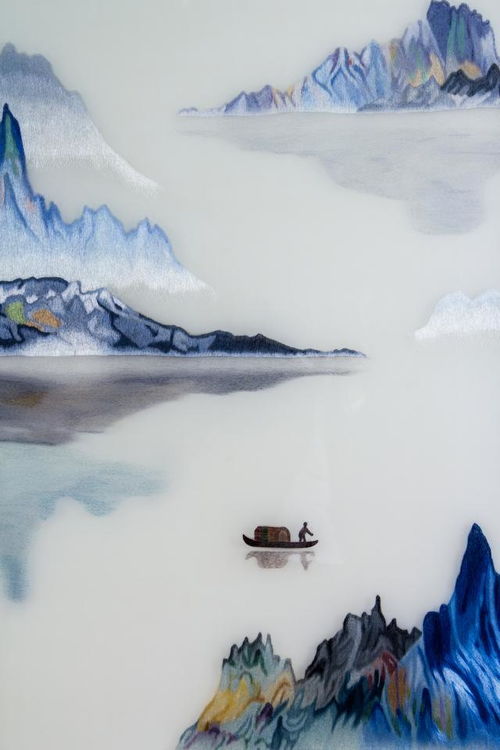  玄关挂对画,家庭旺三代,家有3种山水寓意好,还能旺宅