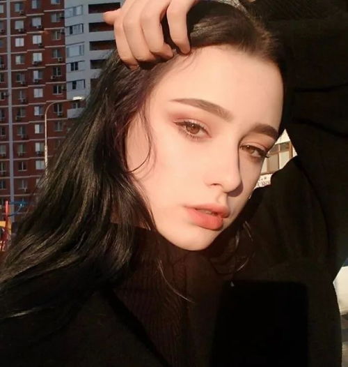  天呐99年出生,身材火辣没有锥子脸的她清纯又妩媚,沦陷啦