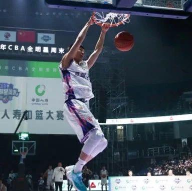  cba菜鸟一战成名这一扣和韩国扣篮大赛能拼得你死我活