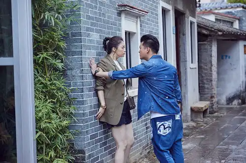  凡人的品格张戈花式撩蒋欣变身行走表情包