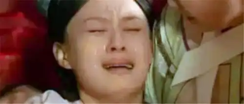  在你印象中令你感到最虐心的哭戏是什么样的