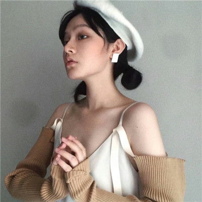  2018气质长发性感美女头像伤感淡淡的诱惑才最勾人