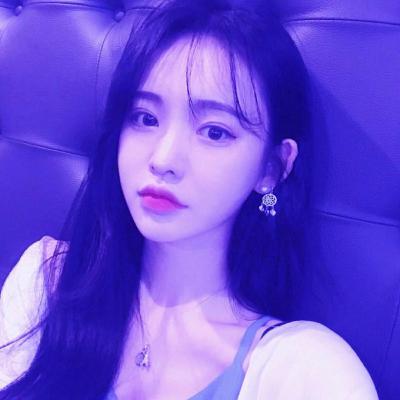  紫色的美女头像,多幸运在最美的年纪