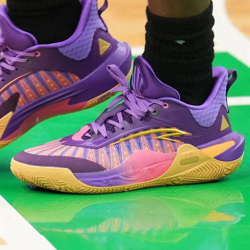  nba总决赛上脚合集下站东单tatum2惊现赛场