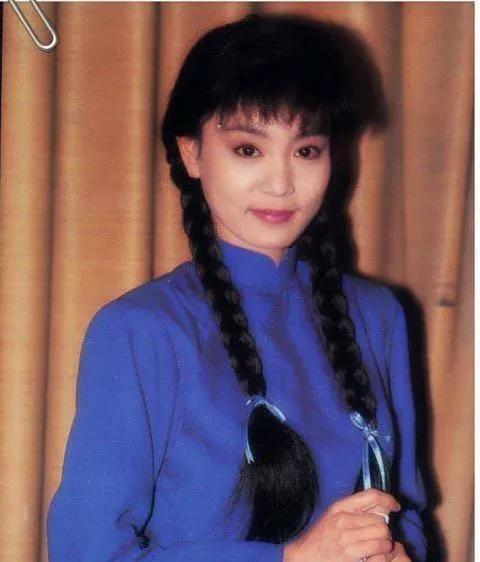  才貌双全的女明星为何有人毅然打掉孩子,有人要伤心一辈子