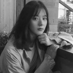  女生头像女生伤感黑白头像大全