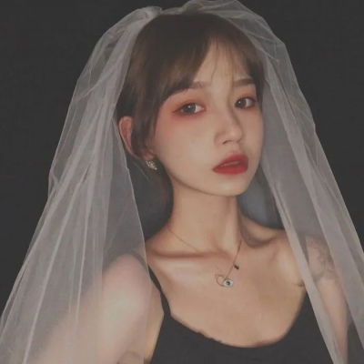  曦曦这位妹妹,你的头像该换了
