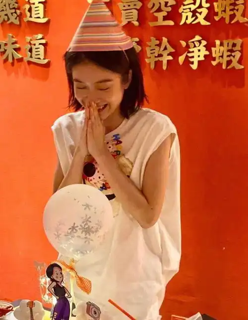  the9神奇的朋友圈赵小棠和张雪迎是闺蜜,许佳琪肖战互动很有爱