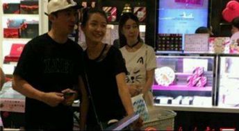  进入豪门深似海国民老公王思聪与豆得儿分手