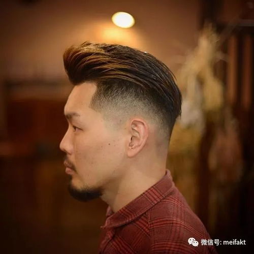 今年最火的男士发型,中年剪了也变年轻