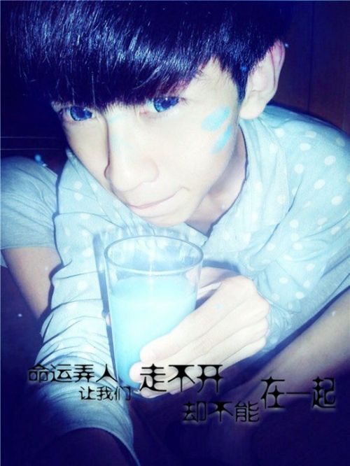 qq头像男生,伤感qq皮肤